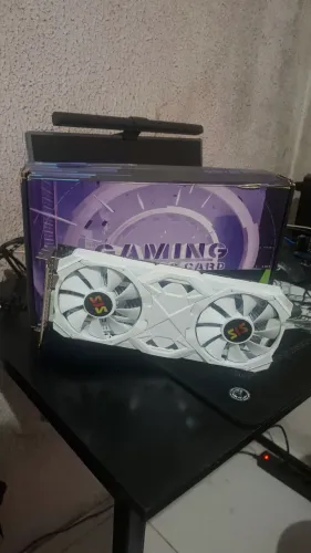 Placa de Vídeo RX 580 8GB - Com Defeito / Sucata Para Conserto ou Peças
