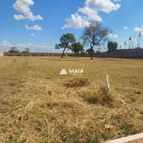 Terreno à venda no Residencial Mario Franco