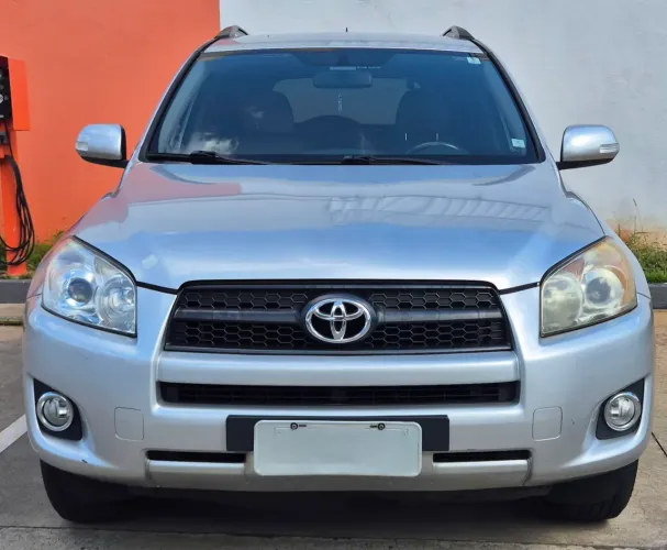 Toyota RAV4 2.4 4X2 16V 170cv Aut. 2011