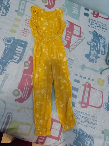 Roupas menina tamanho 1 ano 10$ cada