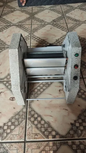 Plastificadora profissional até tamanho ofício