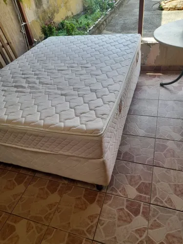 Cama box de casal com colchão