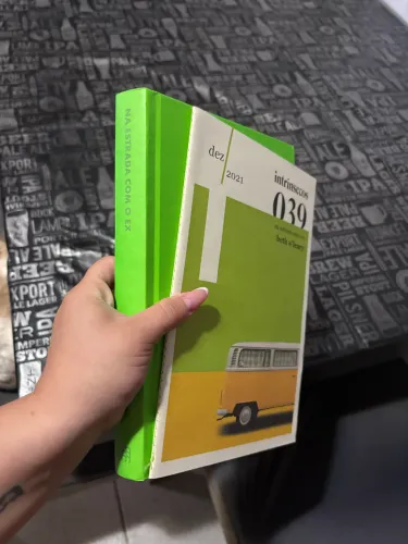 Livro na estrada com ex+revista clube intrínsecos