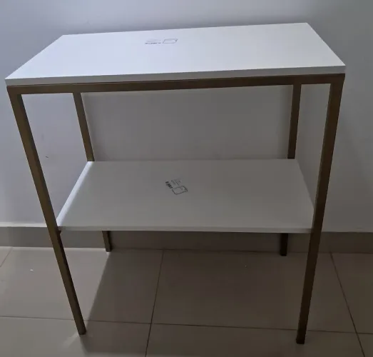 Vendo mesa em metalon