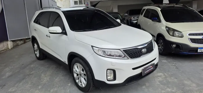 Kia Motors Sorento 3.5 V6 24V 278cv 4X4 Aut. 2014
