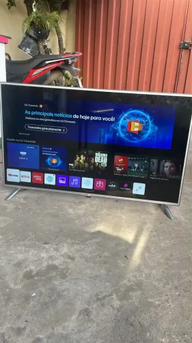 Smart tv lg 47 polegadas funciona perfeitamente acompanhar controle