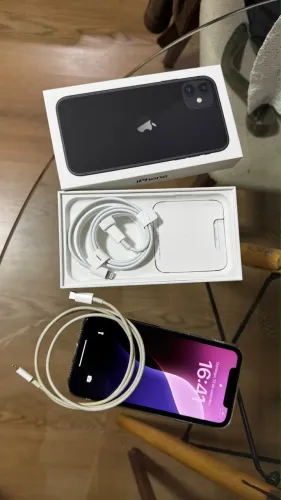 iPhone 11 64 GB I Bateria 98% I Pouquíssimo uso I 2 Cabos