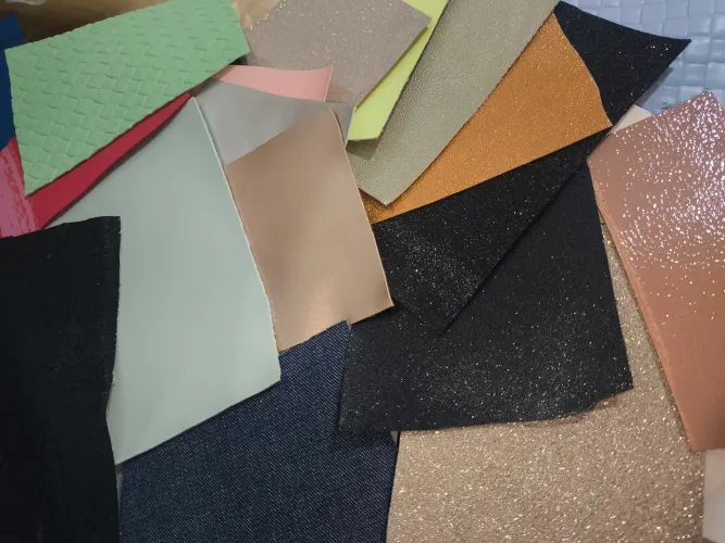 Tecidos sintéticos e de artesanato