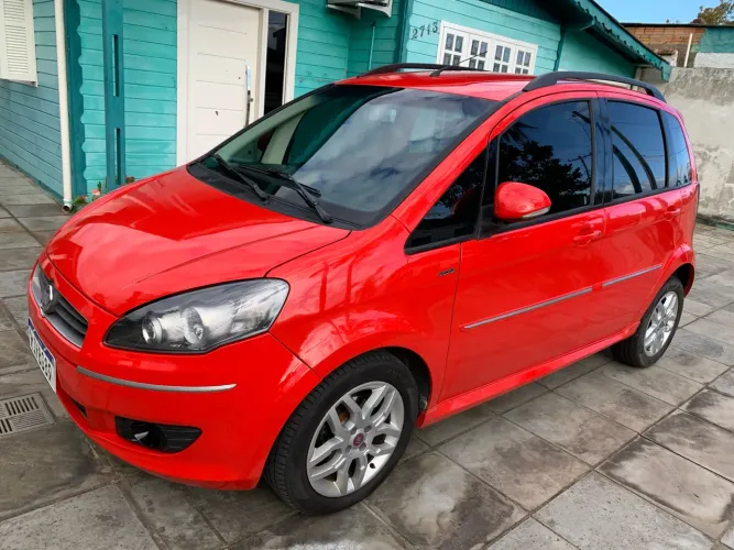 Fiat Idea Sporting Dualogic 1.8 Flex 16V 5P 2011