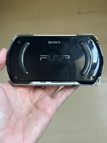 PSP GO - bom estado sem carregador