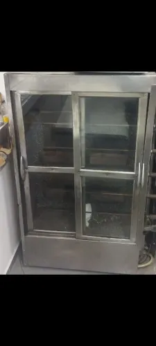 Maquina de frango+cortador de frango + mesa de frango + 30 frangos.