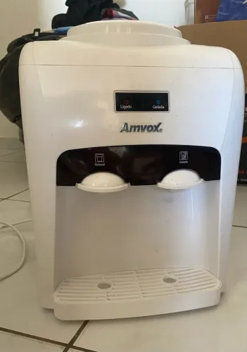 VENDE-SE FILTRO DE ÁGUA / GELA ÁGUA