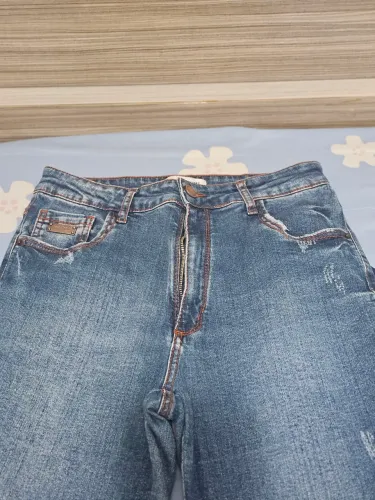 Calça Jeans Usada - Lança Perfume - 42 (R$ 140,00)