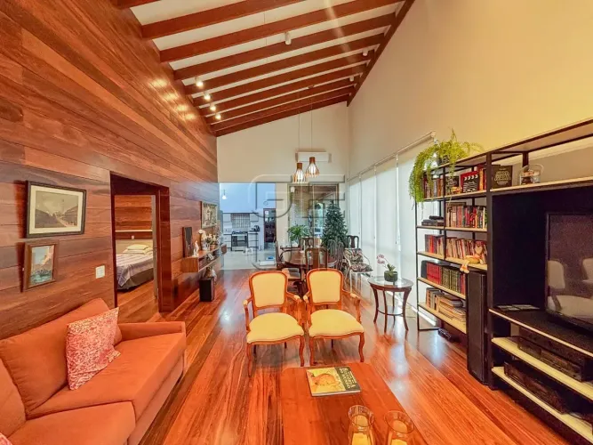 Casa térrea no Condomínio Estância Santa Paula, 3044m2 terreno - Avalia permuta apartament