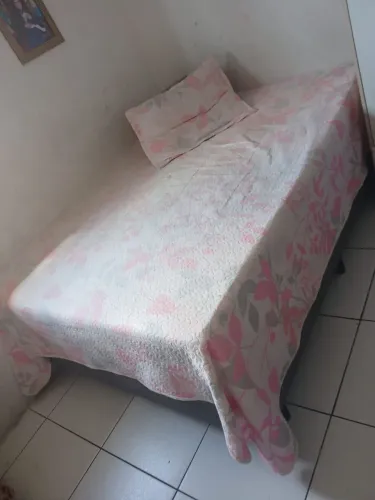 Por motivos que vou embora e não dá pra levar.