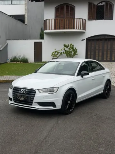 Audi A3 Sedan 1.4 TFSI Flex Tiptronic 4P 2017