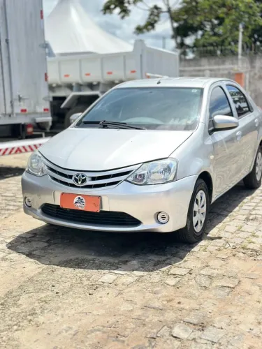 Toyota Etios X Sedan 1.5 Flex 16V 4P Mec. 2015
