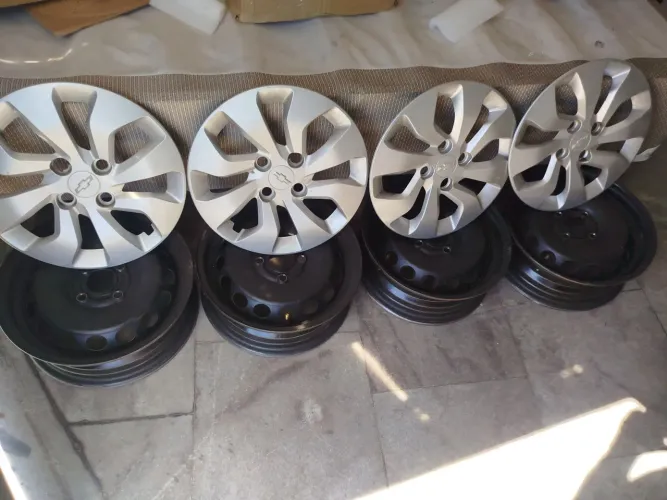 Roda ferro original GM aro 14 (com calota)