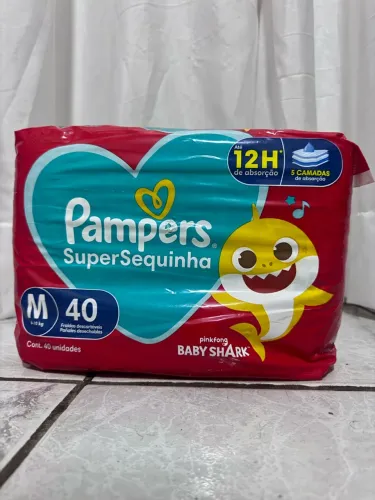 Fralda Pampers SuperSequinha - Baby Shark (M - 40 Unidades)