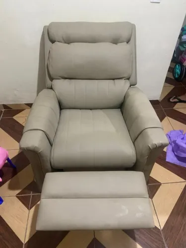 Poltrona Reclinável
