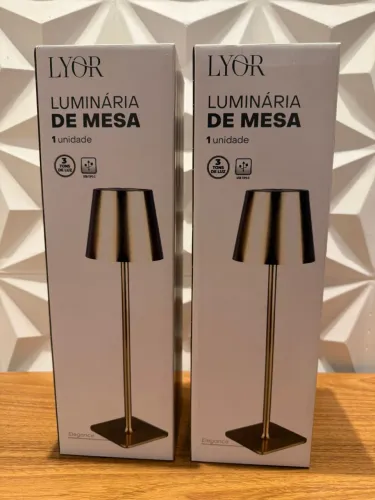 Luminária de mesa