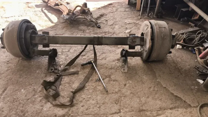 Eixo a ar, oito pra rodas oito furos a AR