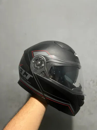 Capacete Helt Black Matt Preto Fosco com Óculos Interno - Excelente Estado
