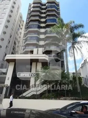 APARTAMENTO 2 DORMITORIOS COM VISTA PANORÂMICA NO CENTRO DE FLORIANÓPOLIS