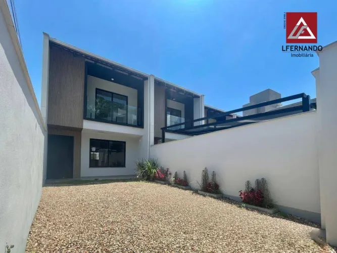 Sobrado novo com 3 dormitórios, sendo 1 suíte à venda, 150 m² por R$ 770.000 - Velha - Blu