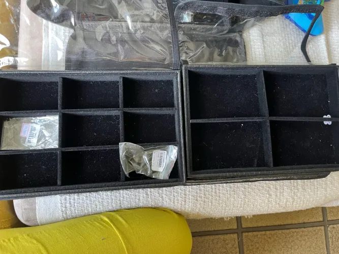 Vendo bolsa porta jóias