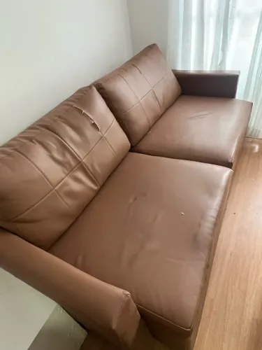 Sofá retrátil , almofadas soltas