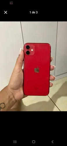 Vendo iphone 11 com um leve trincado na parte de trás , por isso o valor baixo!