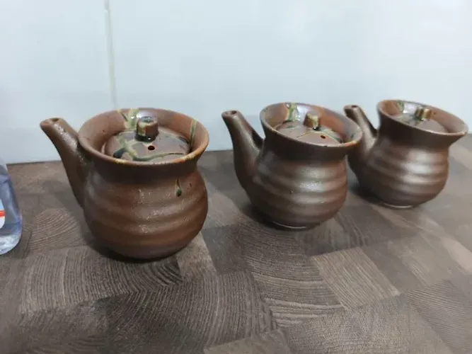 Kit 3 Ceramicas Recipiente formato de Bule Japones P Caldo De Soba ou temperos Tarê