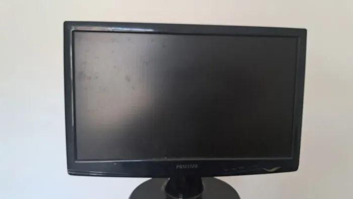 Monitor Positivo 18 polegadas