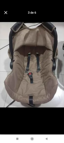 Beber conforto e cadeira de dar comida para bebe