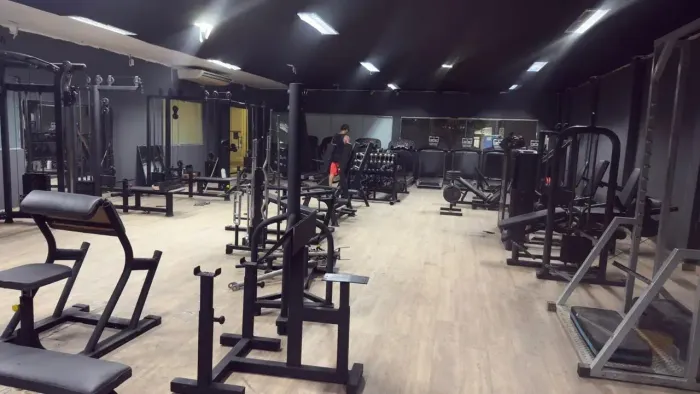 Oportunidade para seu negocio,Alugo Ponto comercial montada para academia e clinicas no Vi