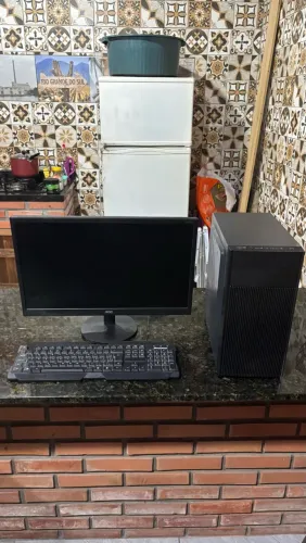 Pc muito bom.. Monitor de 21? ótimo estado