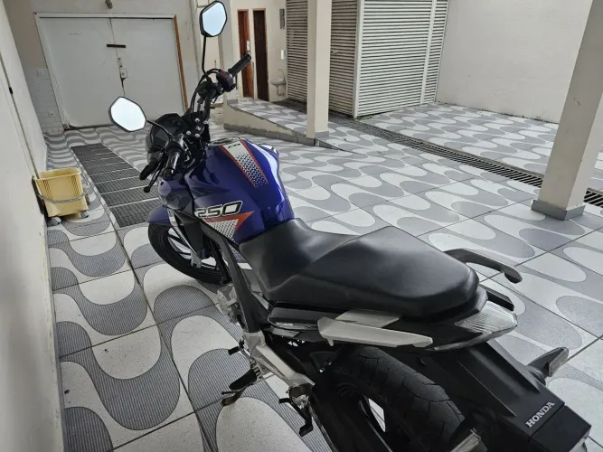 Vendo CB 250 