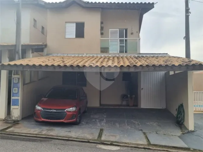 Casa à venda com 3 quartos, sendo 1 suíte, no condomínio Bella Vista, Sorocaba - SP