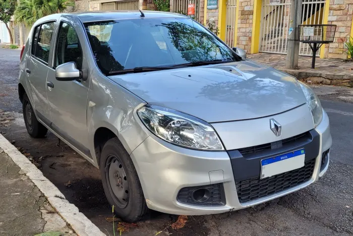 Renault Sandero Expression Hi-flex 1.0 16V 5P 2013
