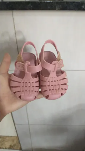 SAPATINHOS BEBÊ/DESAPEGO