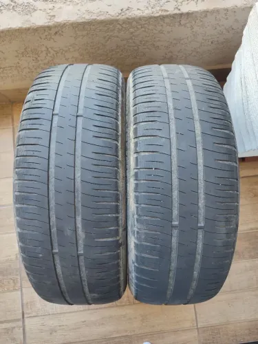 Pneus 185/60 15