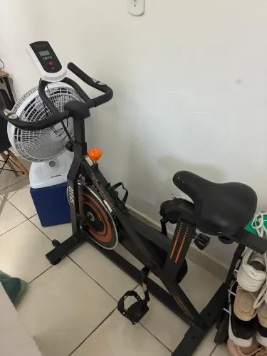 Bicicleta Spinning residencial SP210