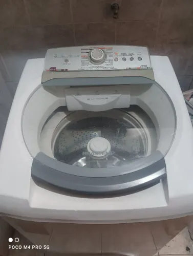 Máquina de lavar 11KG Brastemp