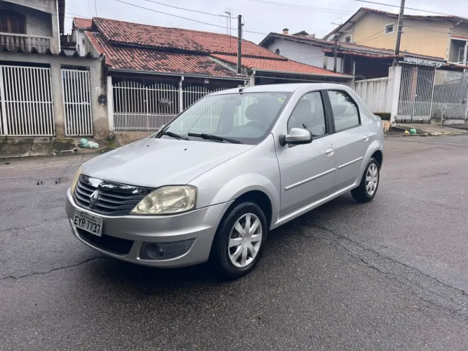 Renault Logan Expression Hi-flex 1.6 8V 4P 2011