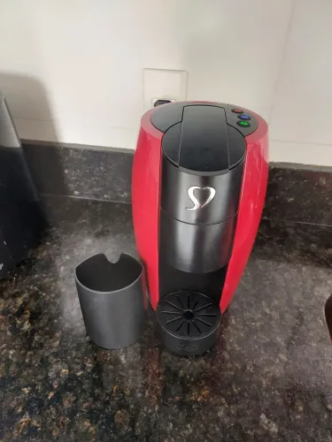 Cafeteira de capsula 3 corações