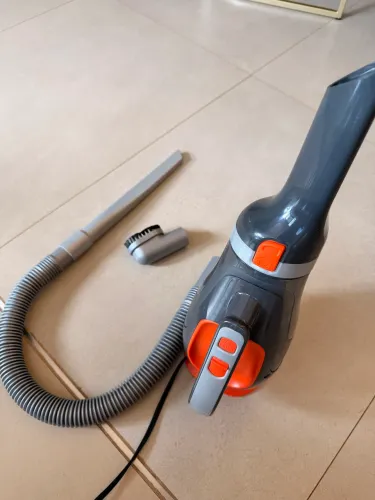 Aspirador De Pó Portátil Automotivo 12V Black Decker Bdcv610