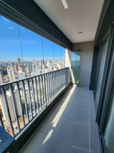 Apartamento novinho com 1 dormitório e varanda ao lado do metrô SESC-Pompeia, São Paulo/SP