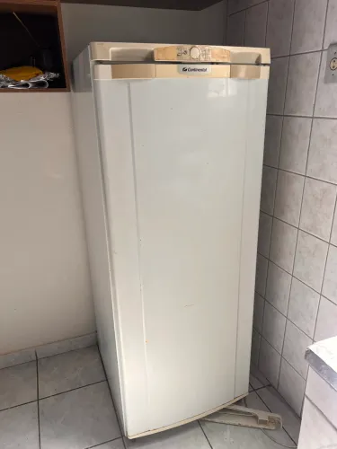 GELADEIRA