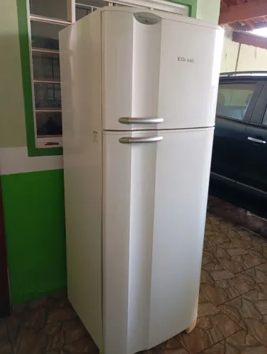 2 Geladeiras para retirada de peças